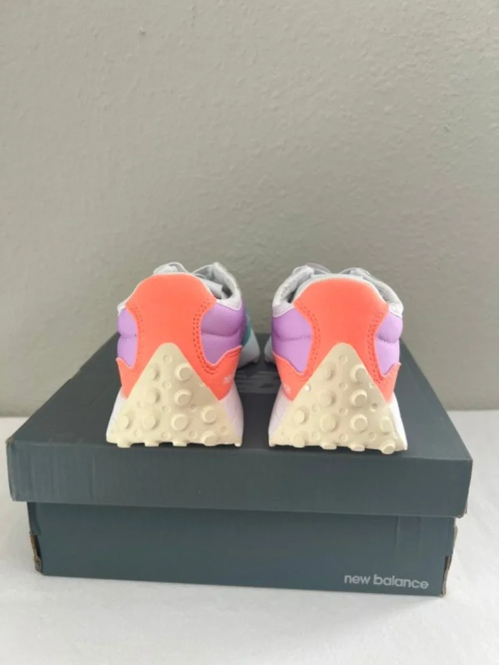 New Balance 327 Kids Sneakers Size13